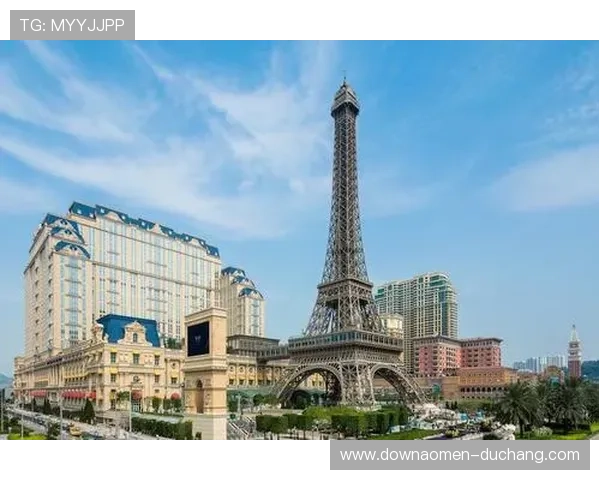 澳门巴黎铁塔的历史与建筑特色,揭秘这座仿巴黎铁塔的独特魅力